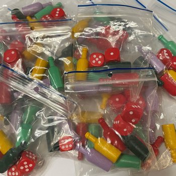 Kendi Masa Oyununu Yap Seti - 5 Piyon + 2 Zar (100 adet)