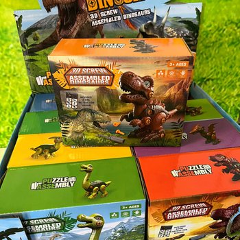 Hediye Kutusunda 3D Dinozor Yapım Seti - Standlı (8 Adet)