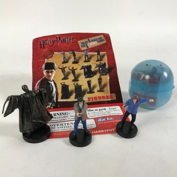 S&Uuml;RPRİZ YUMURTALAR - KAPS&Uuml;LDE KARIŞIK HARRY POTTER FİG&Uuml;RLERİ (100 adet)