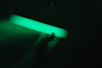 K&ouml;p&uuml;k Glow Işıldayan &Ccedil;ubuklar (8 adet)