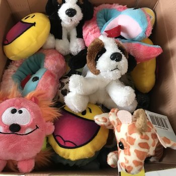50 Adet Peluş Fig&uuml;r Hediye Kutusunda "Şans Kutusu"