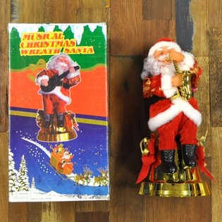 Saksafon &Ccedil;alan Noel Baba (2 adet)