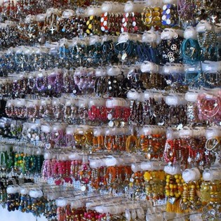 İPUCU - TAKI VE AKSESUAR B&Ouml;L&Uuml;M&Uuml;M&Uuml;Z&Uuml; DE ZİYARET EDİN