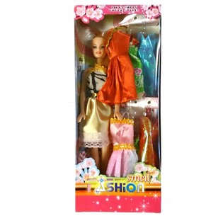 6 Ekstra Elbiseli Oyuncak Bebek (6'lı Paket)