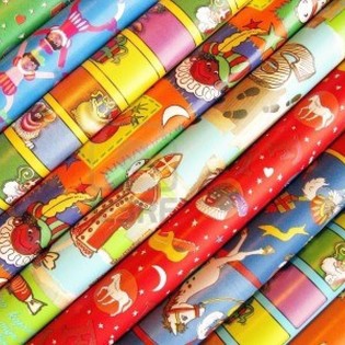 Sinterklaas Noel Baba Hediye Paketi Kağıdı Ruloları 250 x 50 cm (5 adet)