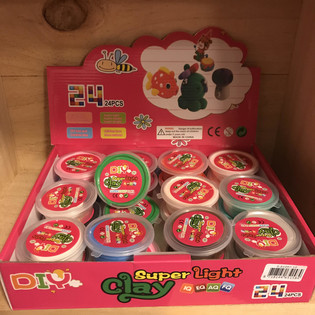 Display Standında S&uuml;per Hafif Kil (24 adet)