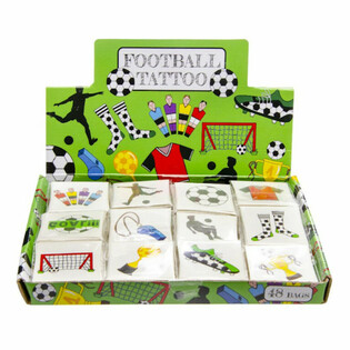 Eğlenceli Futbol D&ouml;vmeleri - 48 Paketli Stand (Paket başına 12 D&ouml;vme)